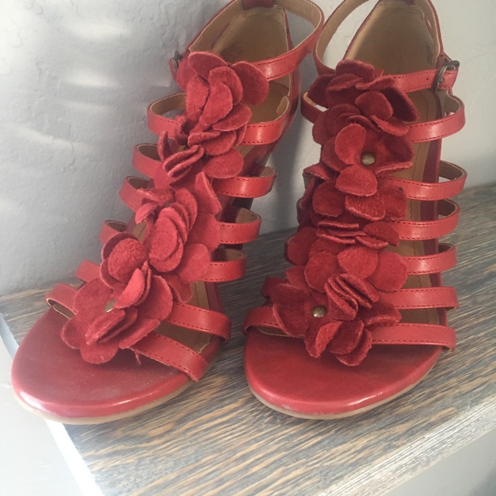 Kenneth Cole Heels
